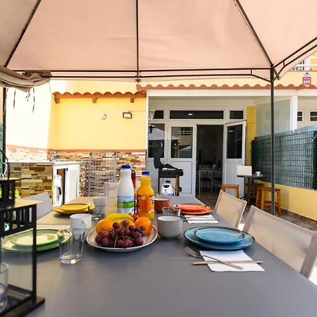 With Terrace,private Parking, Bbq,pool In *