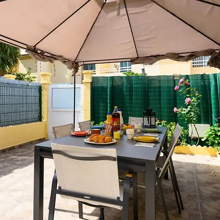 With Terrace,private Parking, Bbq,pool In Hotel