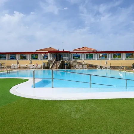 Bungalow With Terrace Bbq Private Parking Pool Hotel
