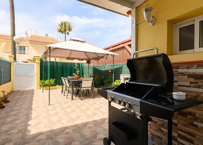 With Terrace Bbq Pool In Szálloda *