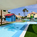 With Terrace Bbq Pool In ماسبالوماس